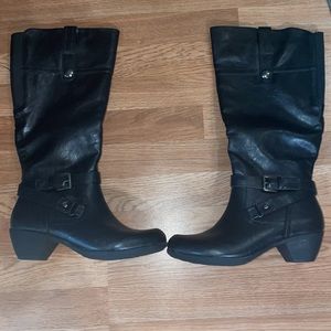 Chelsea Moreland Size 10 Black Boots